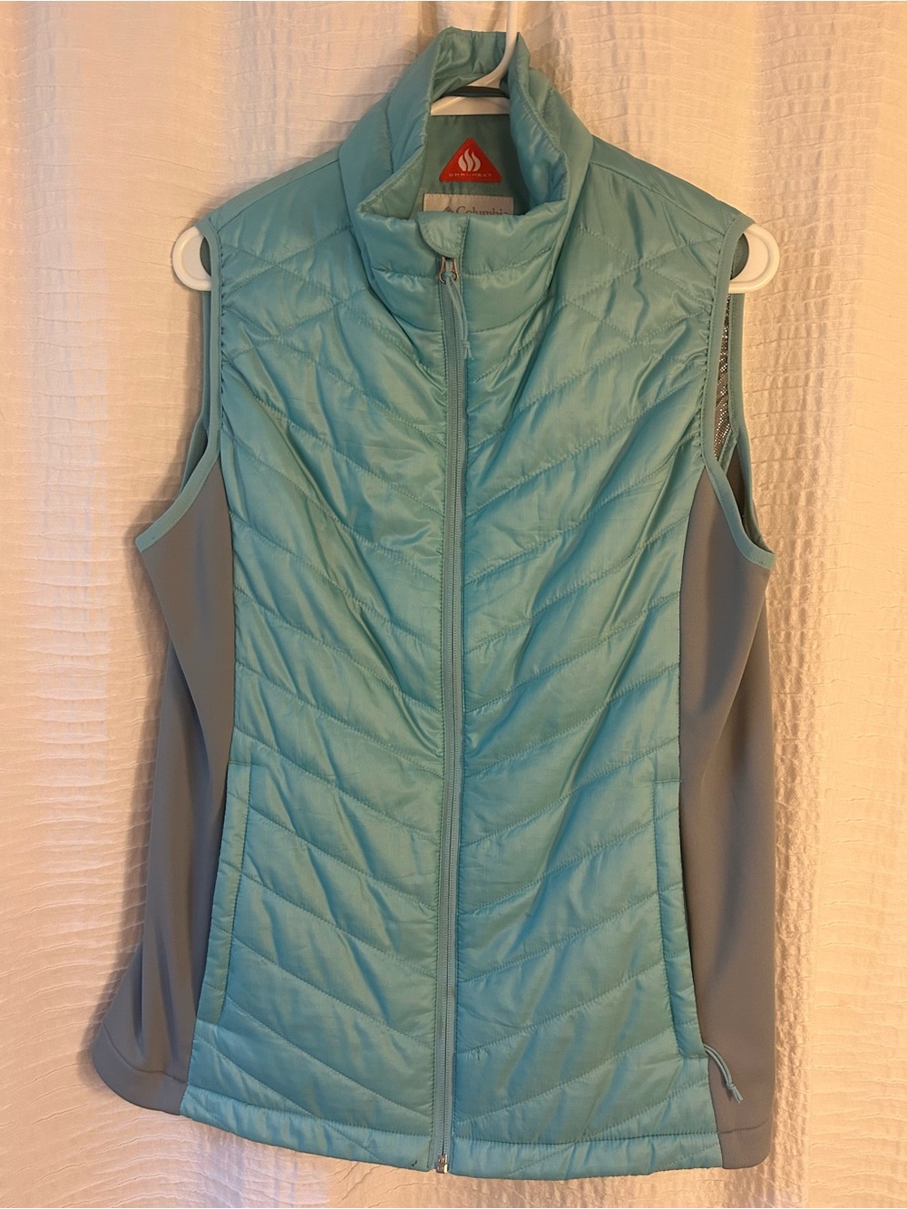 Columbia Women's Aqua Quilted Sleeveless Vest